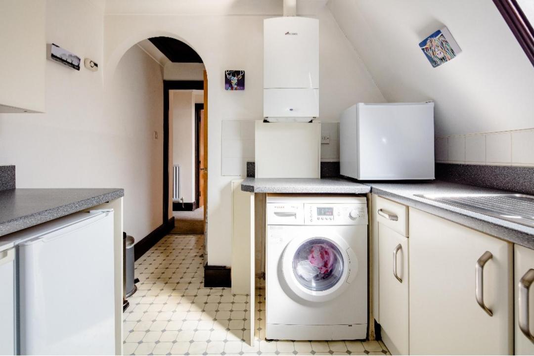 Spacious Room 2 Mins From Station Londyn Zewnętrze zdjęcie